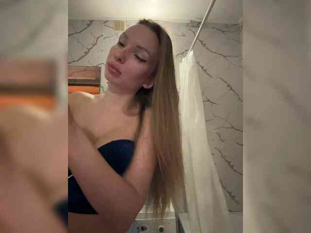GoldPussy69 webcam