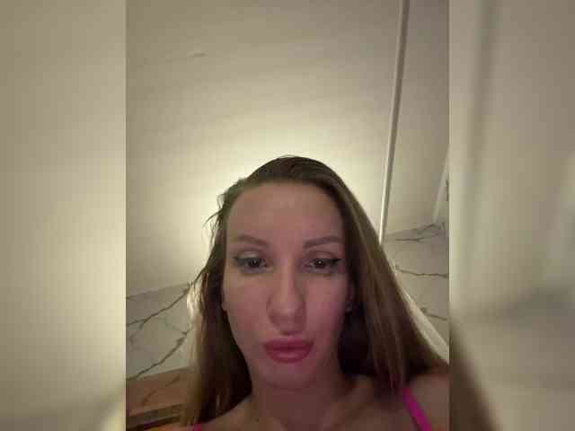 GoldPussy69 webcam