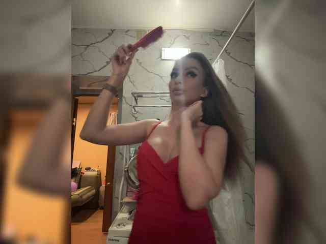 GoldPussy69 webcam