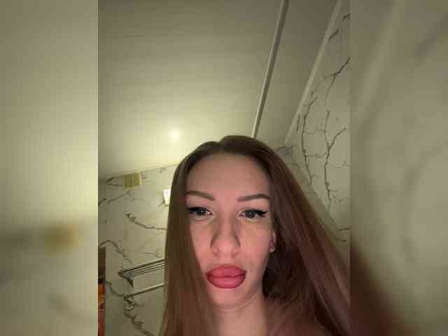 GoldPussy69 webcam