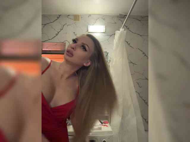 GoldPussy69 webcam