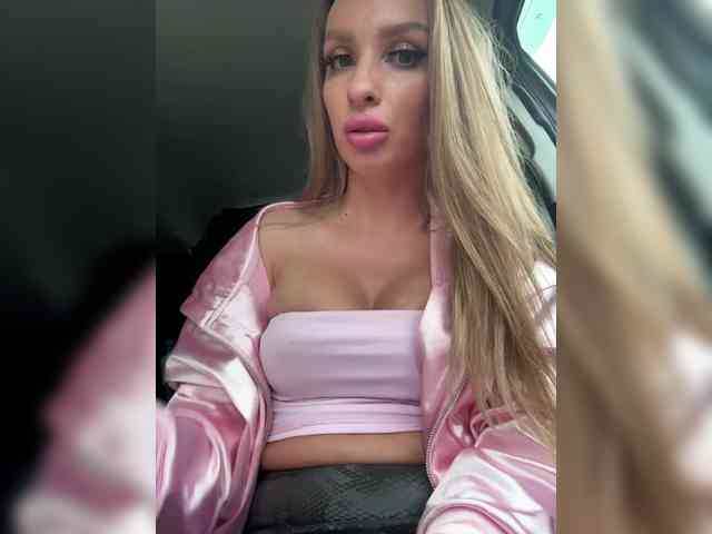 GoldPussy69 webcam