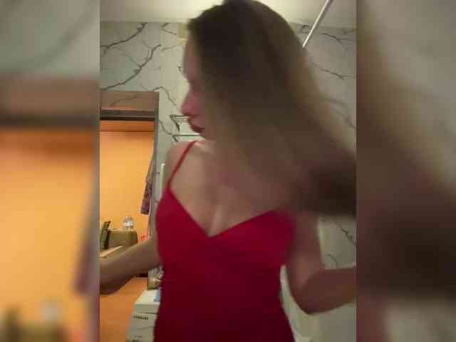 GoldPussy69 webcam