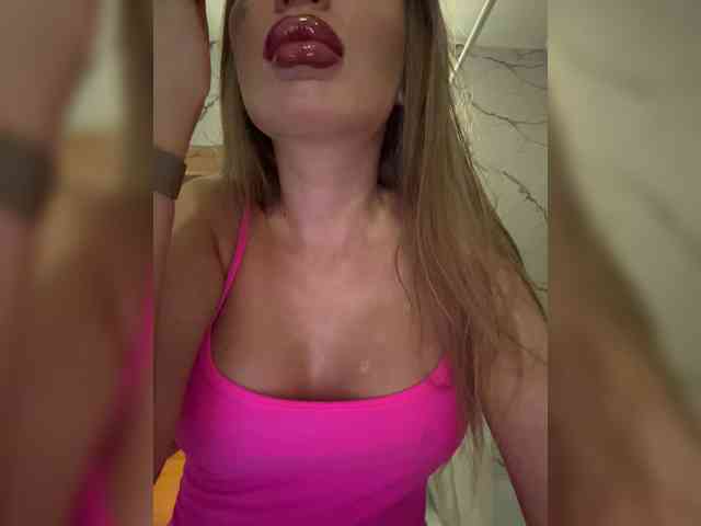 GoldPussy69 webcam