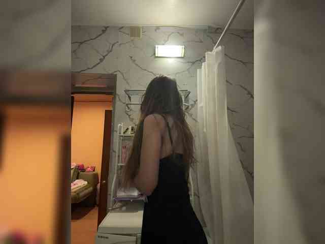 GoldPussy69 webcam