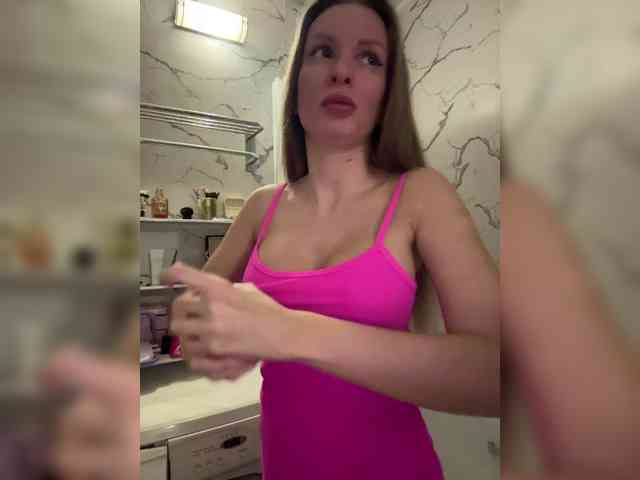 GoldPussy69 webcam