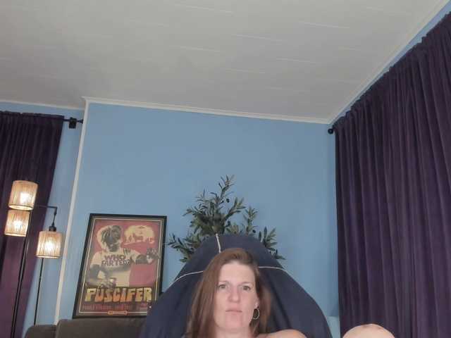 KellyCarolina live cam