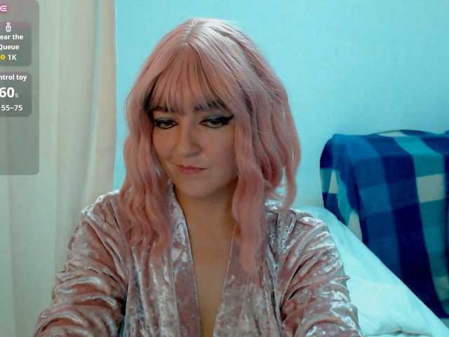 MagicPink live cam on BongaCams