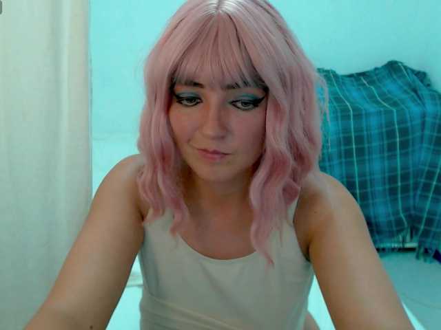 MagicPink live webcam show
