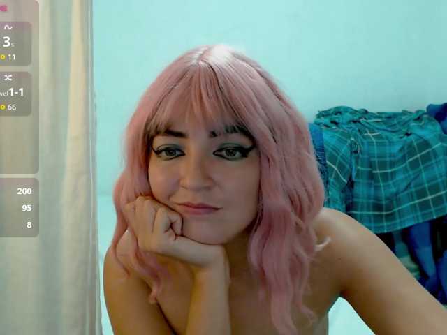 MagicPink live cam preview