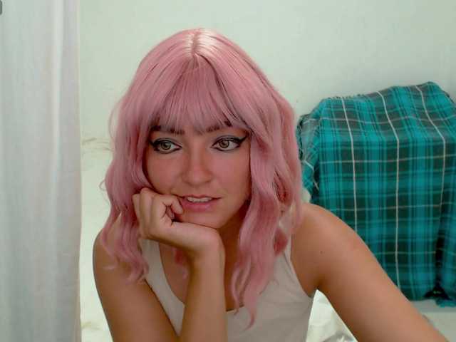 MagicPink live cam on BongaCams