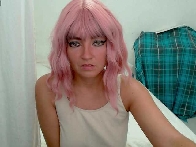 MagicPink live webcam show