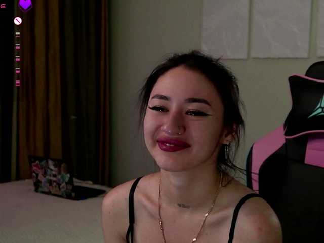 Sabrina-Magic live cam on BongaCams