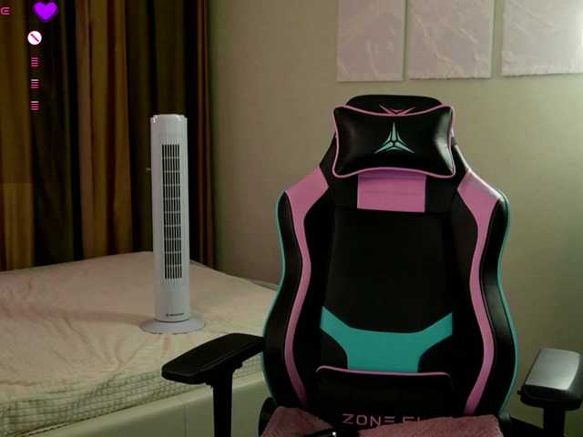 Sabrina-Magic live webcam show