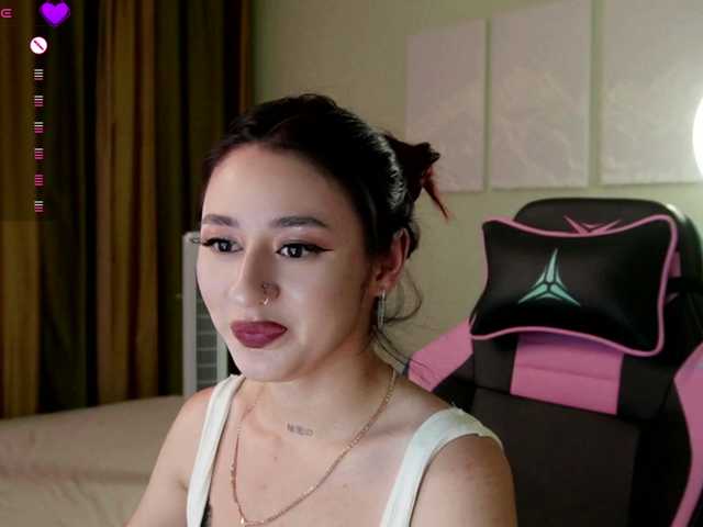 Sabrina-Magic live webcam show