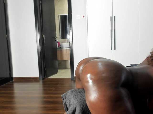 Big-Black-Ass's BongaCams show and profile