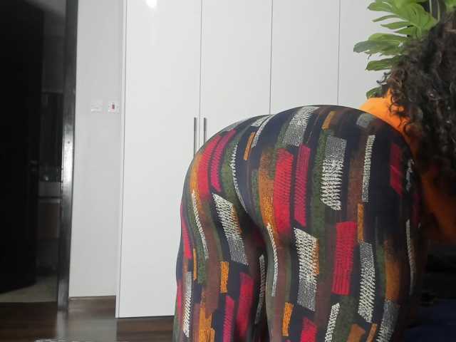 Big-Black-Ass live cam on BongaCams