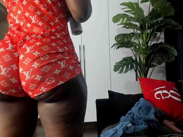 Big-Black-Ass webcam