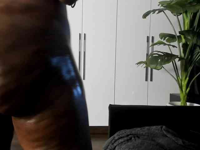 Big-Black-Ass webcam
