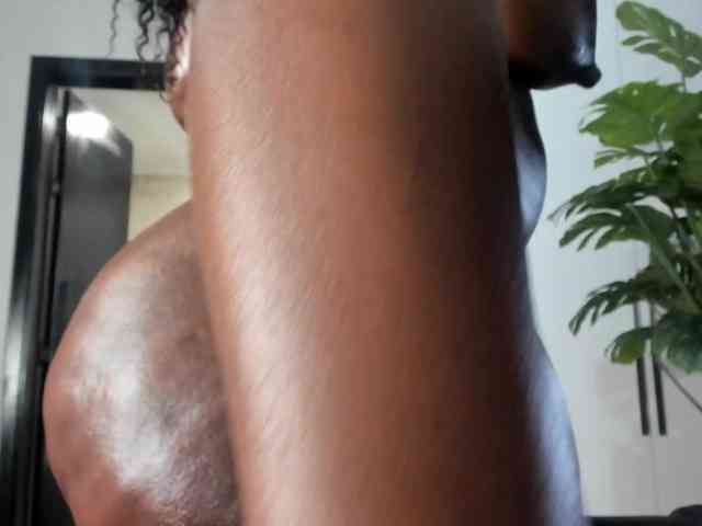 Big-Black-Ass webcam
