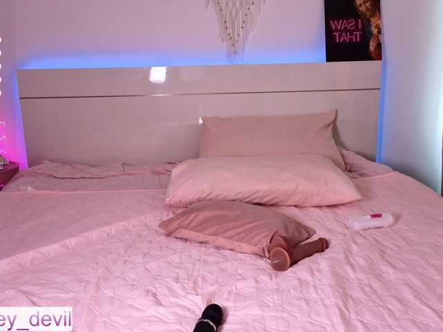 FetishSvetik live cam on BongaCams