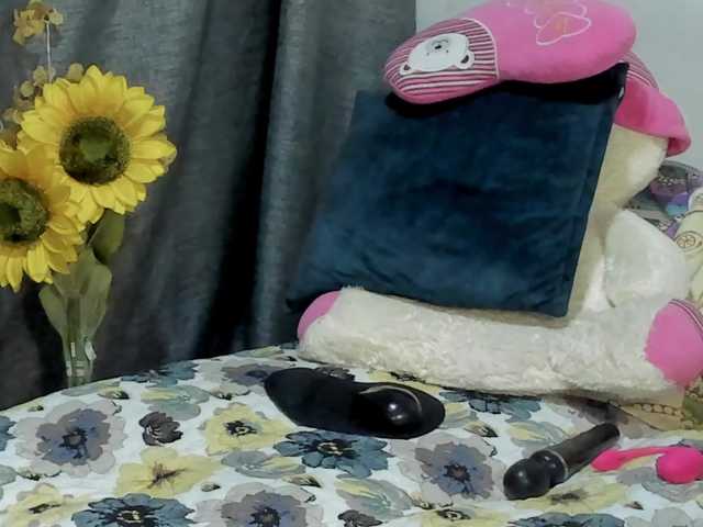 BrendaXiomy live cam on BongaCams
