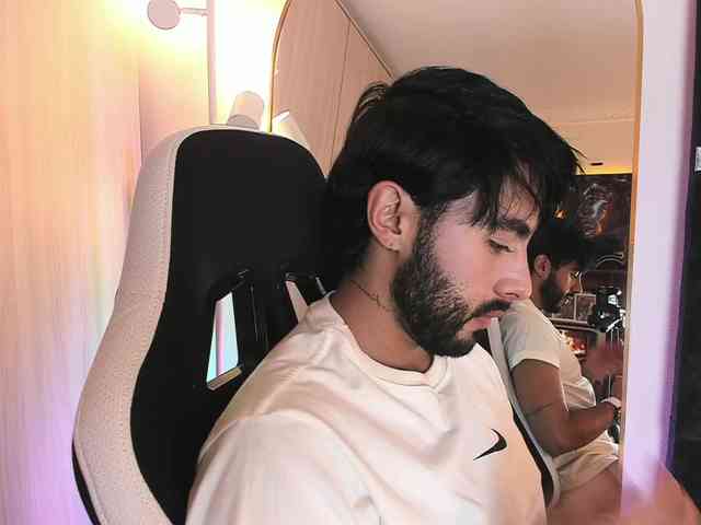 itsmeeros Sex Cam Show