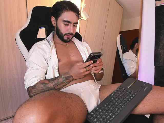 itsmeeros Sex Cam Show