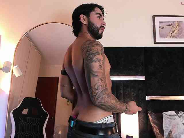 itsmeeros Sex Cam Show