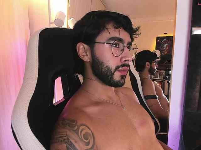 itsmeeros Sex Cam Show