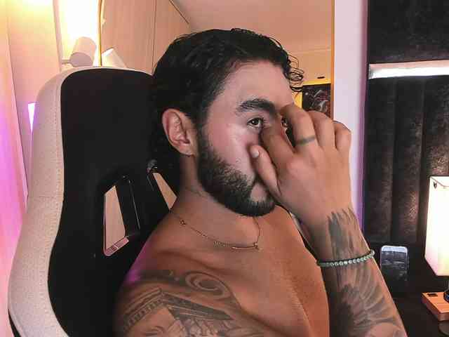 itsmeeros Sex Cam Show