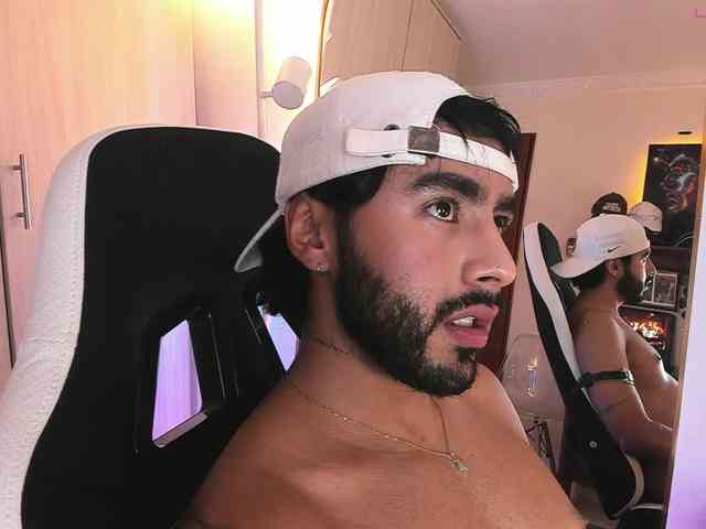 itsmeeros Sex Cam Show