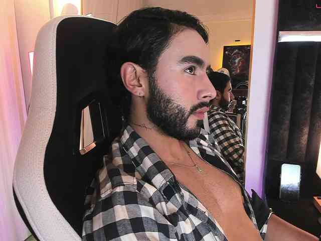itsmeeros Sex Cam Show