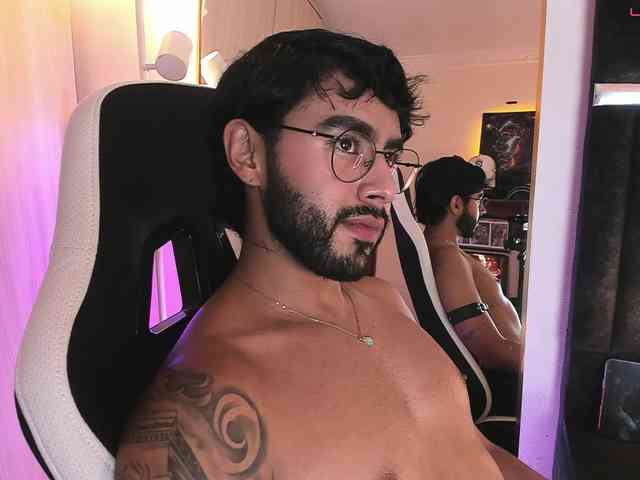 itsmeeros Sex Cam Show
