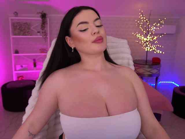 DaenerysDaen webcam