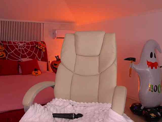 DaenerysDaen webcam