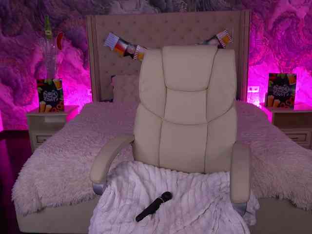 DaenerysDaen webcam