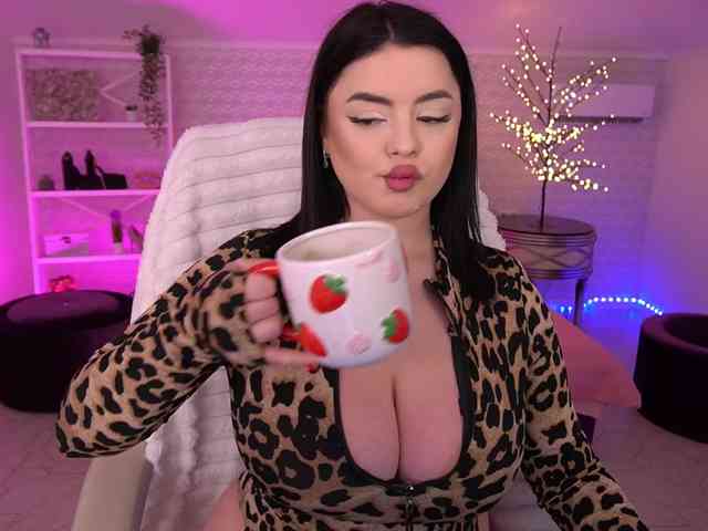DaenerysDaen webcam