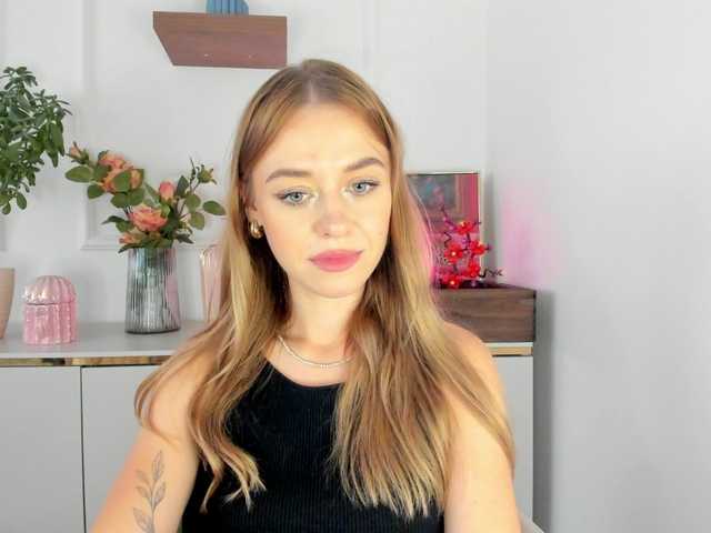 CindyGlam live webcam show