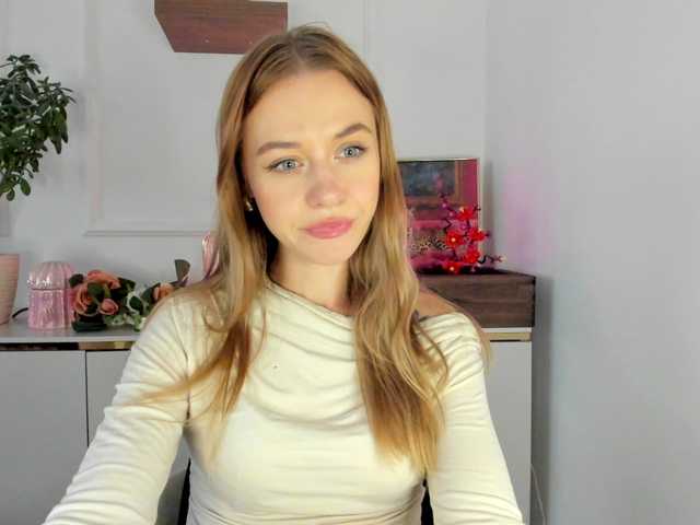CindyGlam live webcam show