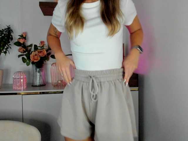 CindyGlam live cam on BongaCams