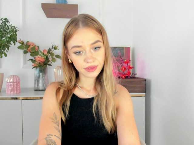 CindyGlam live webcam show
