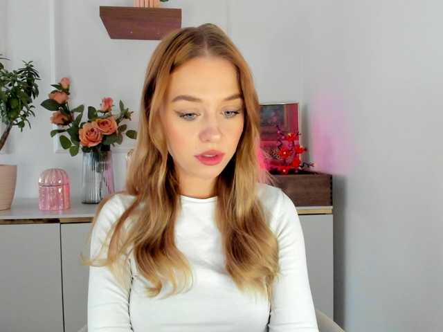 CindyGlam live cam