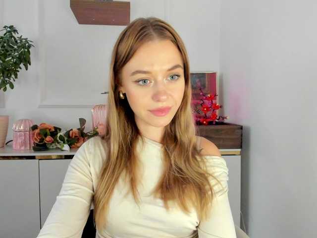 CindyGlam live webcam show