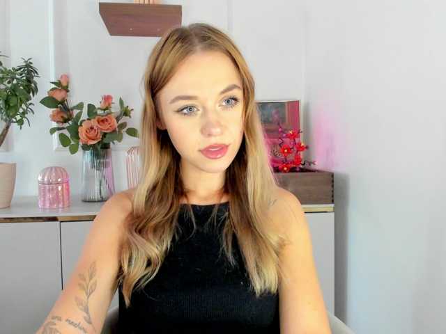 CindyGlam live cam on BongaCams
