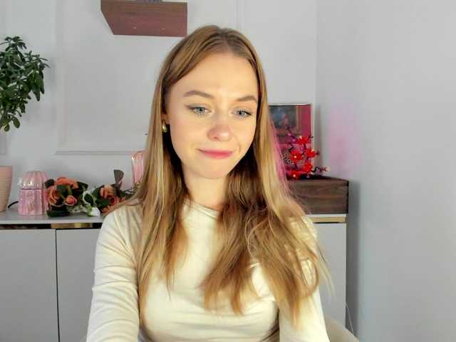 CindyGlam live webcam show