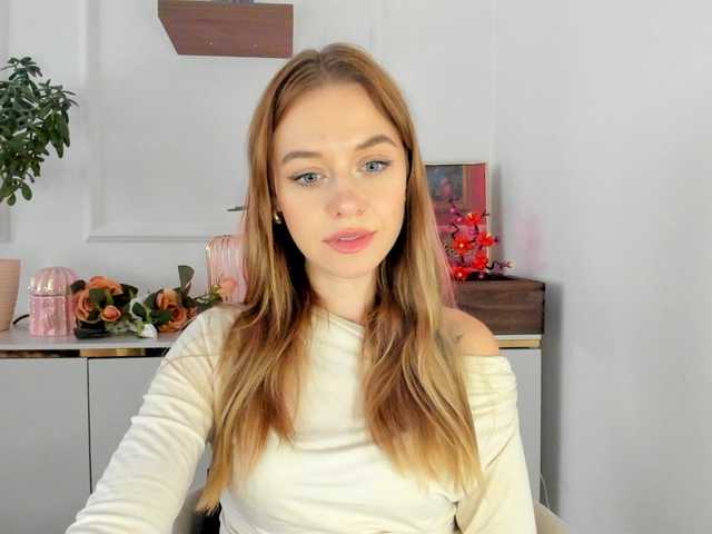 CindyGlam live webcam show