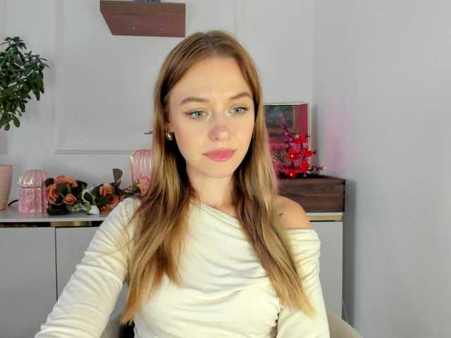 CindyGlam live webcam show