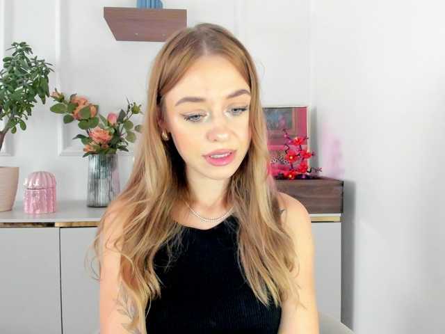 CindyGlam live webcam show