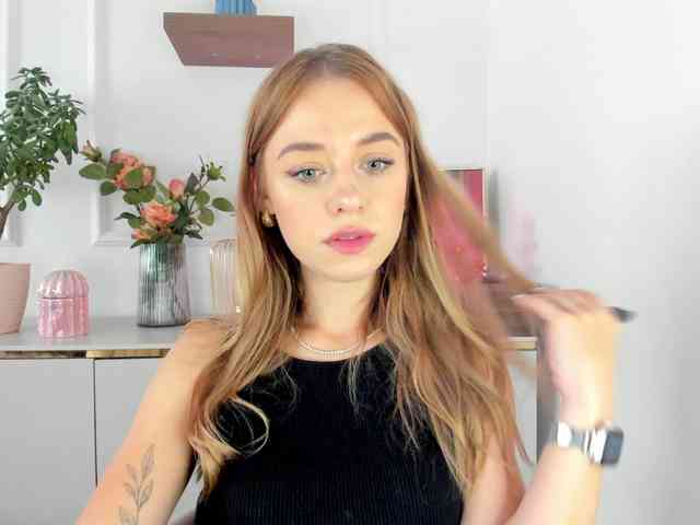 CindyGlam webcam